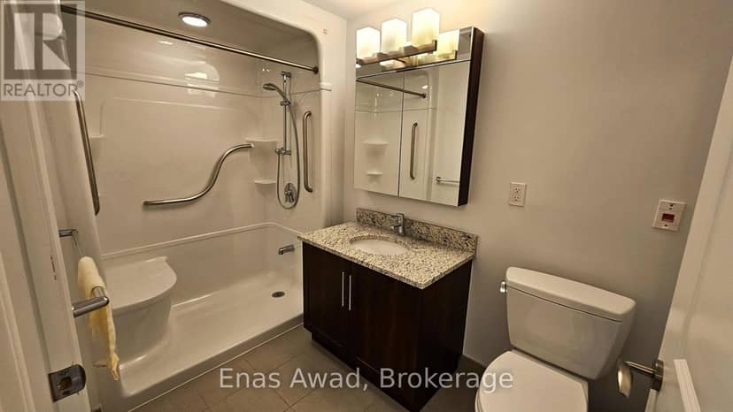 1015 - 1038 McNicoll Avenue — photo 6 of 24