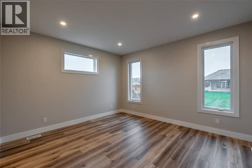 3560 Britt Boulevard — photo 17 of 40