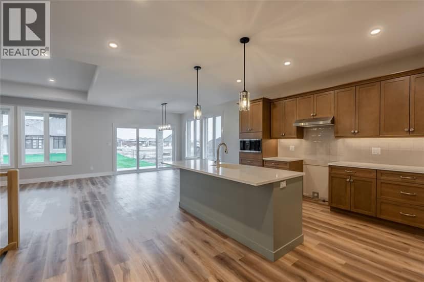 3560 Britt Boulevard — photo 5 of 40