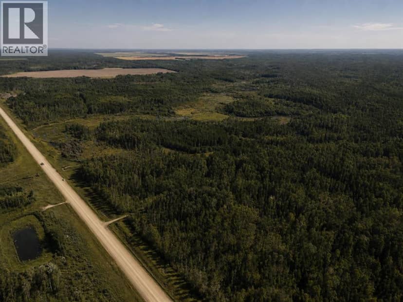 Alberta Provincial Highway 58, Rural Mackenzie County, photo 2