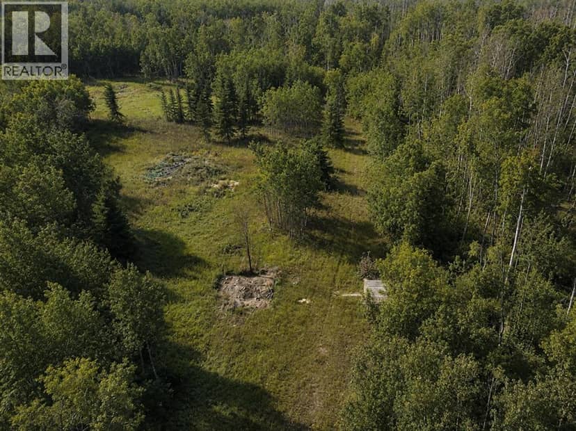 Alberta Provincial Highway 58, Rural Mackenzie County, photo 7