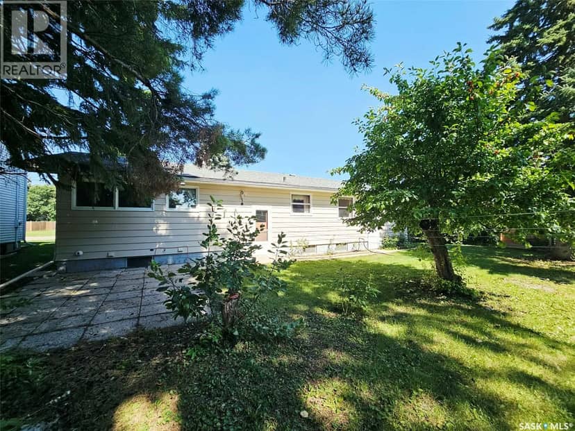 123 Riedel AVENUE W — photo 35 of 40