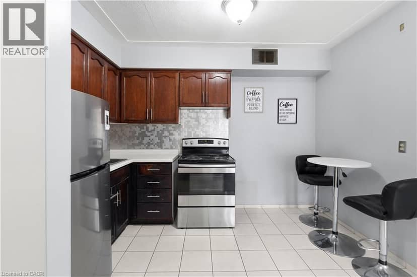 8 WOODMAN Drive S Unit# 208 — photo 16 of 28