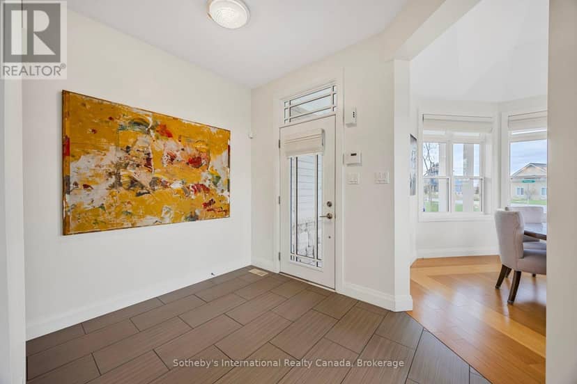 2 Swan Lane — photo 3 of 40