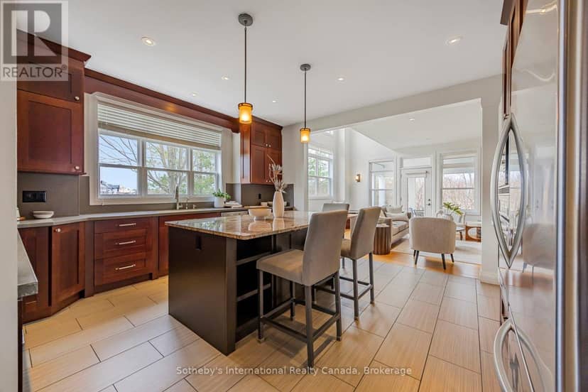 2 Swan Lane — photo 7 of 40