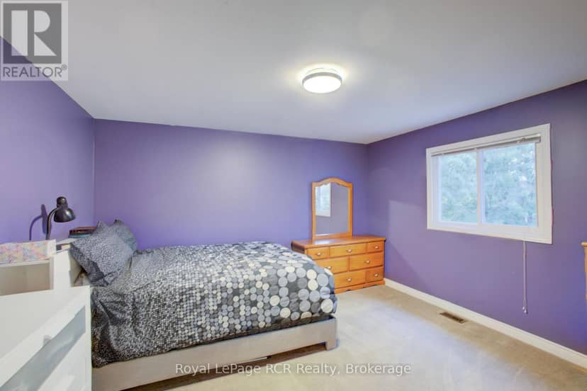 952 Gzowski Street — photo 15 of 24