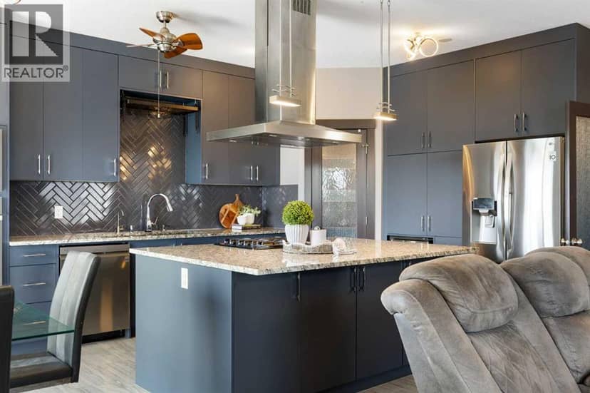670 Muirfield Crescent, Lyalta, photo 4