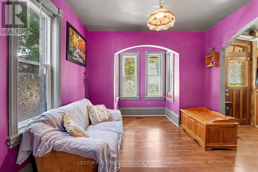 37 Smiths Falls Avenue, Smiths Falls, photo 8