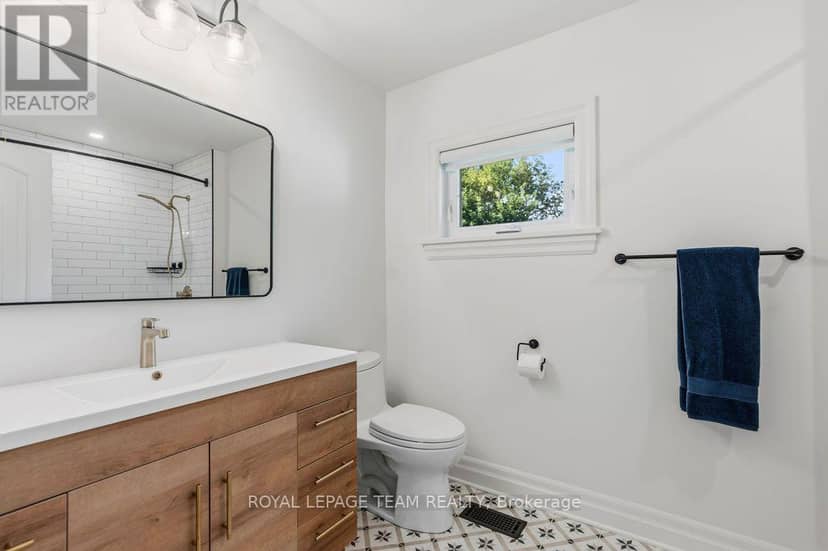 4869 Thunder Road — photo 31 of 40