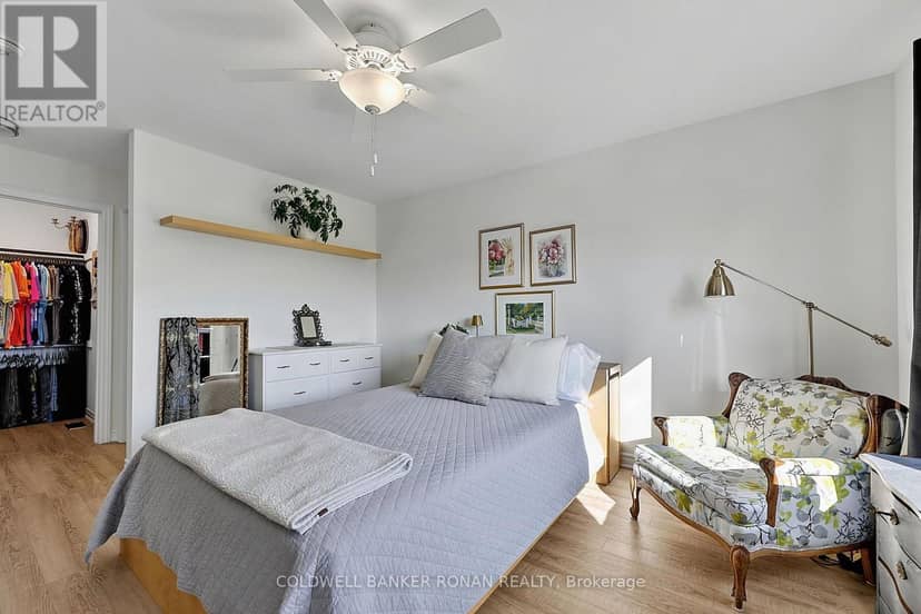 82 Ivy Crescent — photo 16 of 28