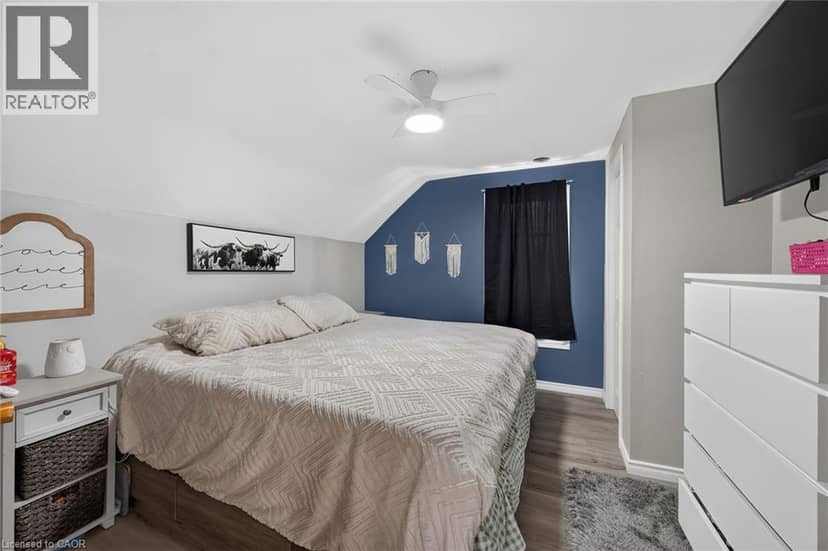 306 GEORGE Street — photo 14 of 23