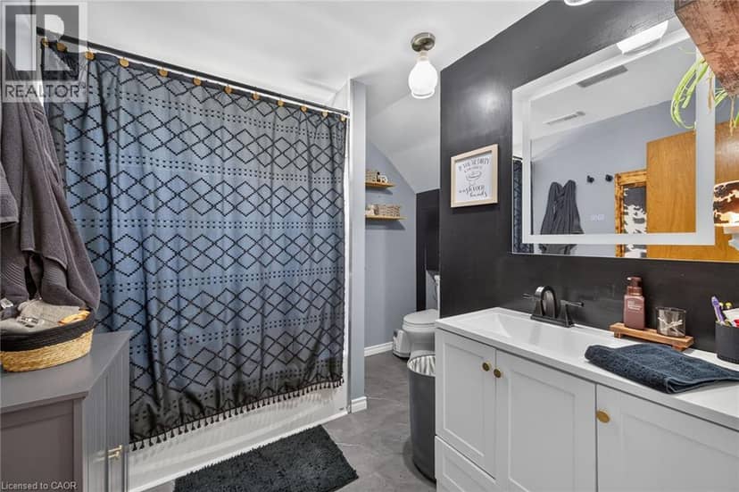 306 GEORGE Street — photo 15 of 23
