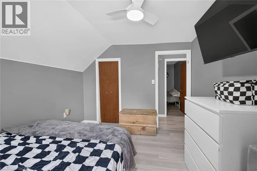306 GEORGE Street — photo 18 of 23
