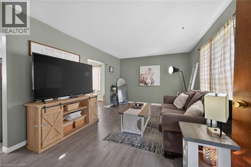 306 GEORGE Street, Dunnville, photo 8