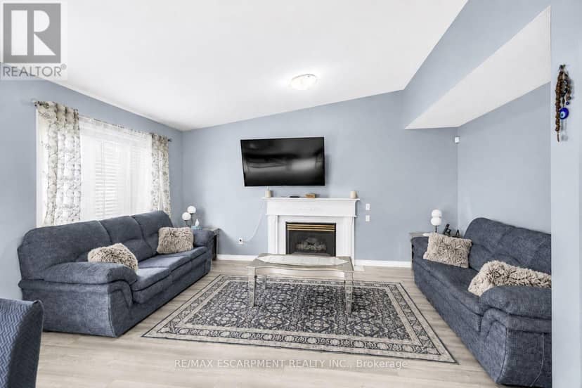 172 Alderlea Avenue — photo 13 of 40