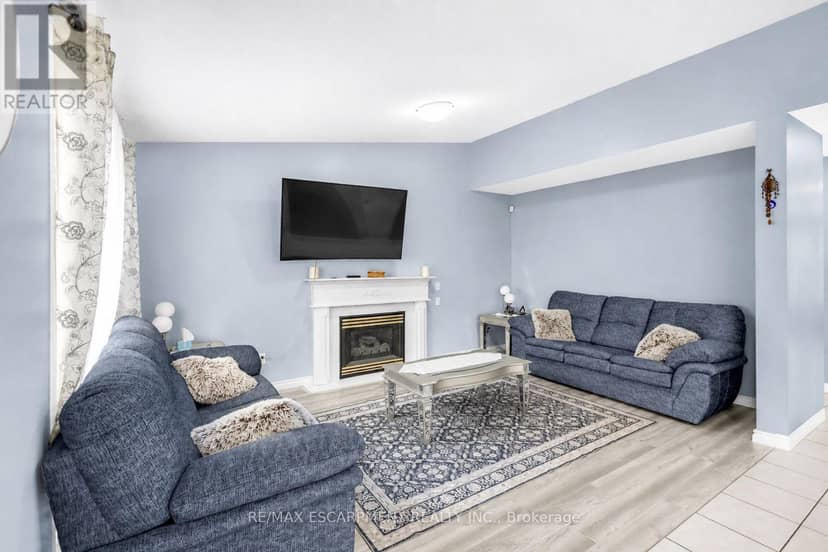 172 Alderlea Avenue — photo 14 of 40