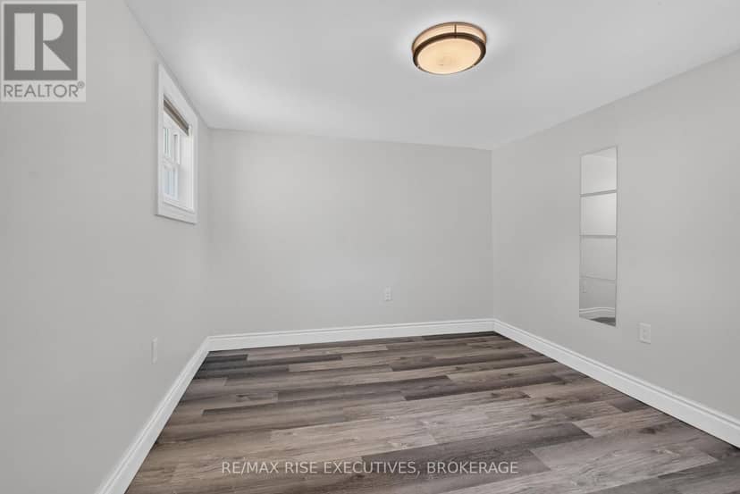 48 Elm Street — photo 19 of 24