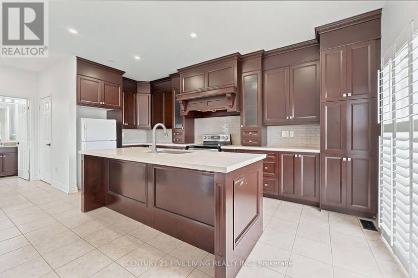 92 Kettlewell Crescent — photo 10 of 30