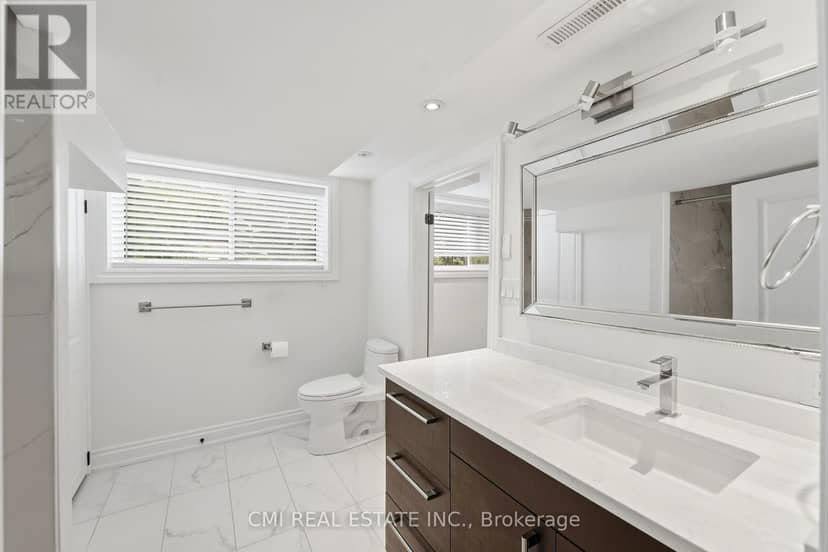 677 Lomond Crescent — photo 28 of 40
