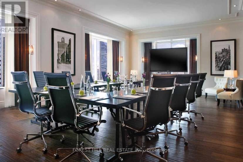 3901 - 311 Bay Street — photo 10 of 40