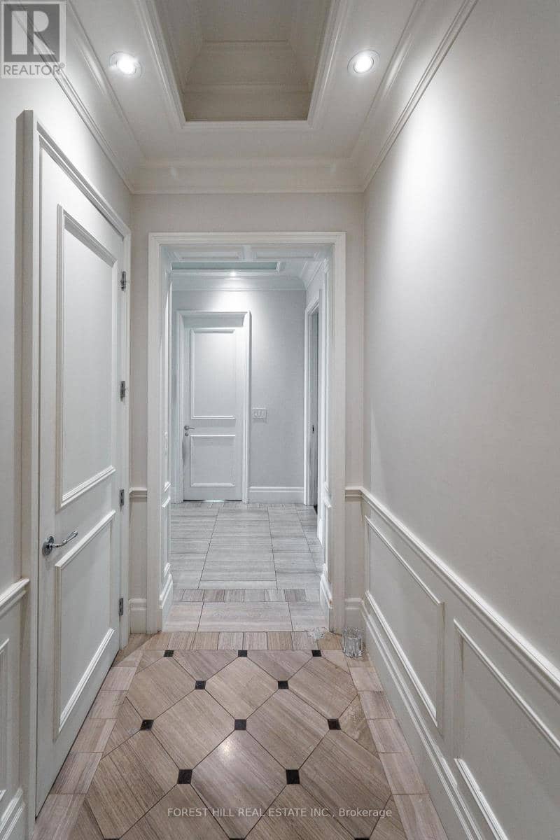 3901 - 311 Bay Street — photo 34 of 40