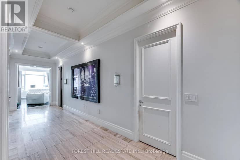 3901 - 311 Bay Street — photo 33 of 40