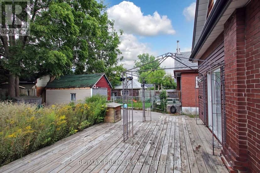 226 Ritson Road S — photo 22 of 23