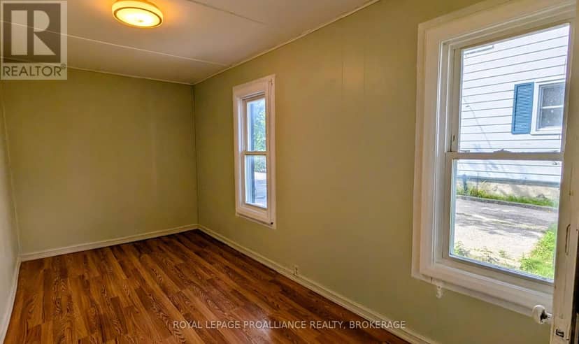 79 McDonald Avenue — photo 13 of 15