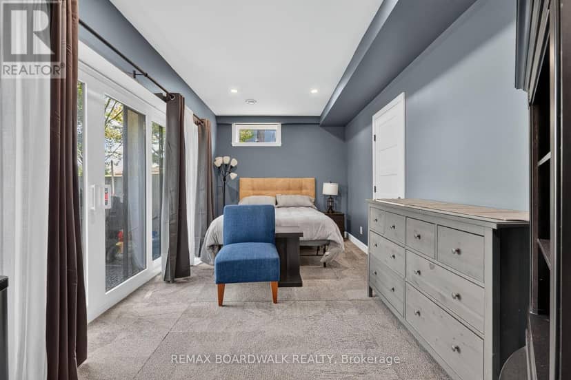 703 Montee Lebrun — photo 27 of 40