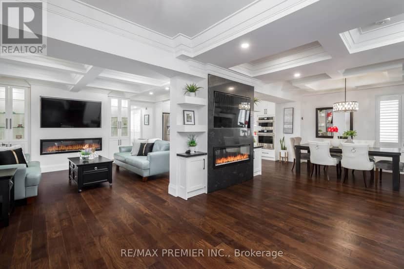 21 Elizabeth Street N, Brampton, photo 8