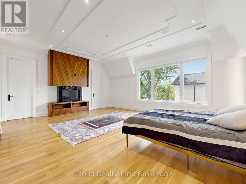 64 Risebrough Avenue — photo 25 of 37