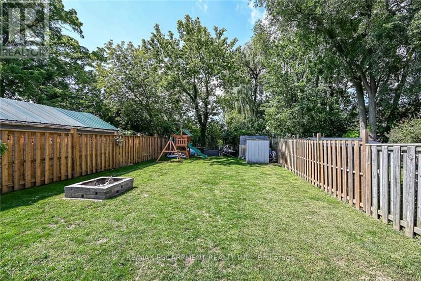 306 George Street — photo 21 of 23