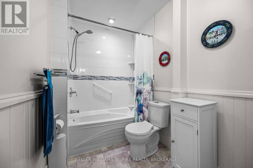 124 John Street — photo 27 of 40
