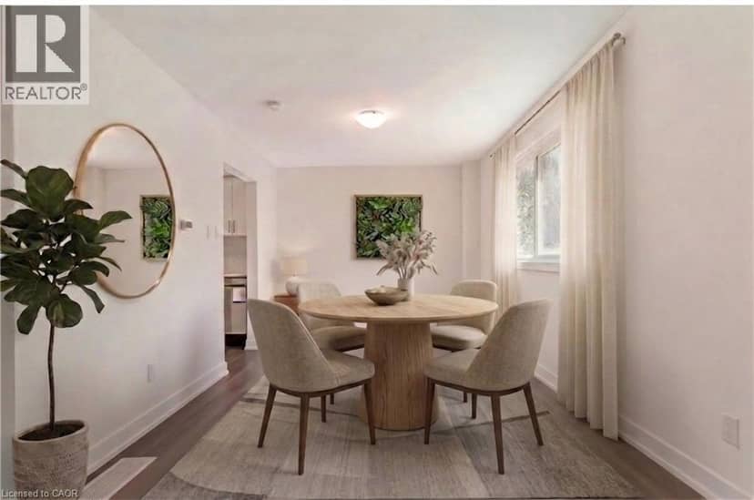 108 & 110 DELAWANA Drive, Hamilton, photo 2