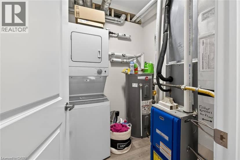 259 KING Street E Unit# 303 — photo 31 of 38