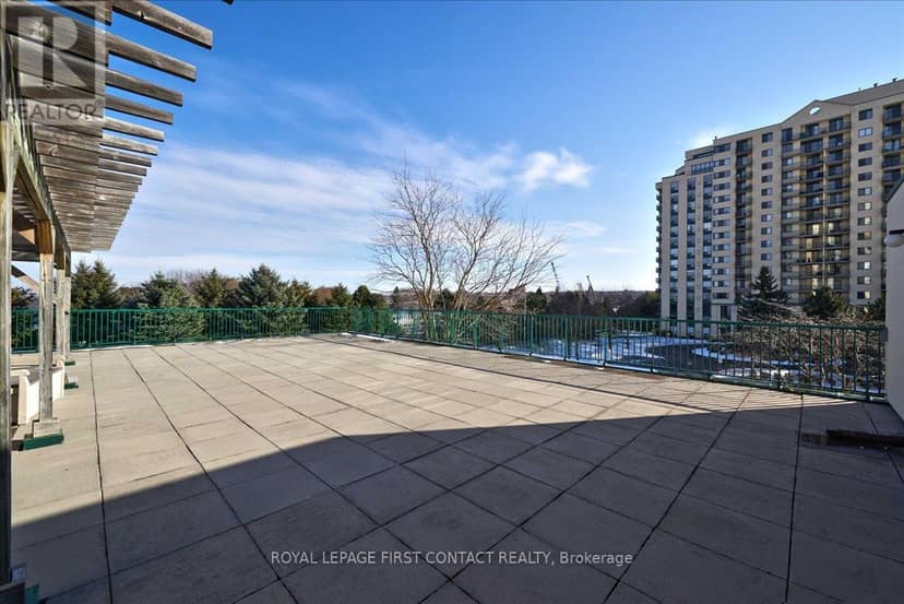 709 - 65 Ellen Street — photo 15 of 17