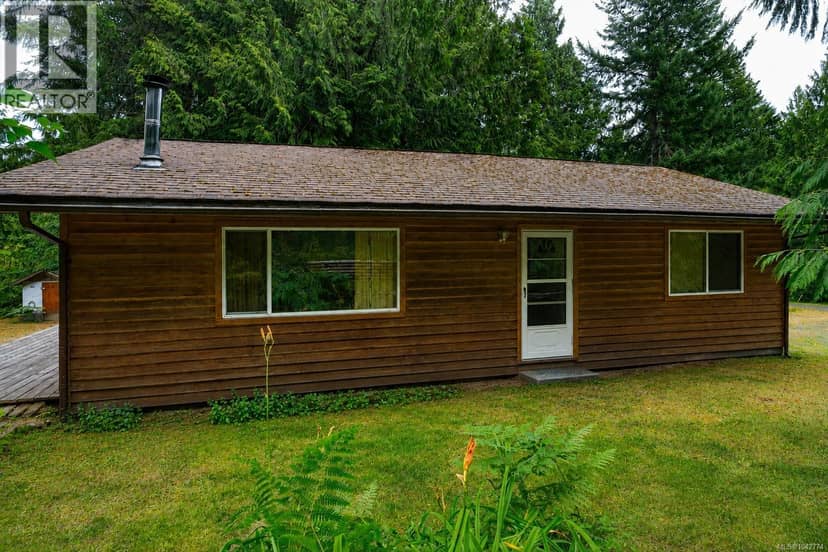 740 Spider Lake Rd, Qualicum Beach