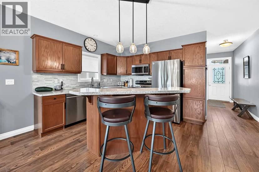 84 River Heights View, Cochrane, photo 4