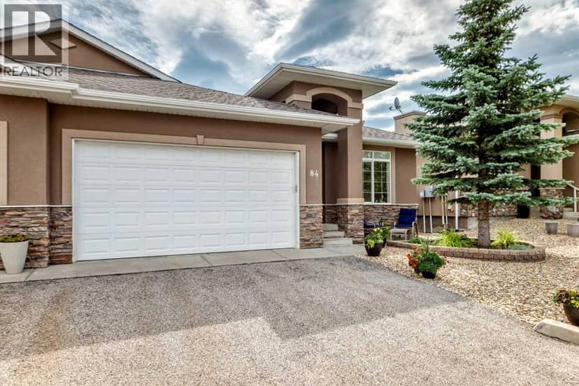 84 River Heights View, Cochrane, photo 2