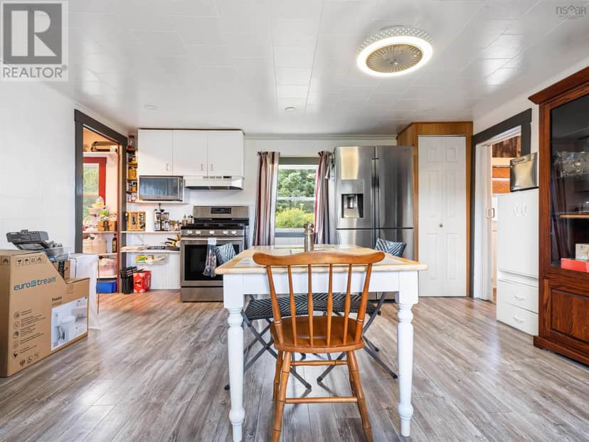 5863 Highway 16 — photo 9 of 40