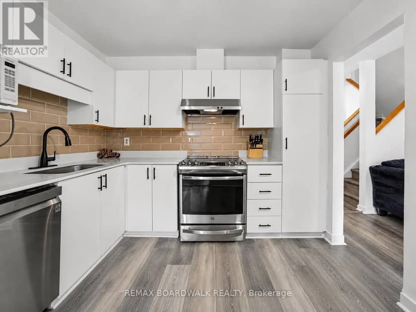 314 Valade Crescent — photo 7 of 22