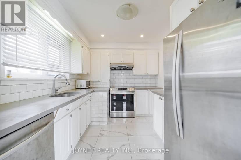 299 Palmer Avenue — photo 12 of 40