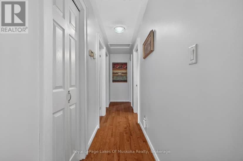 140 Simpson Street — photo 13 of 35