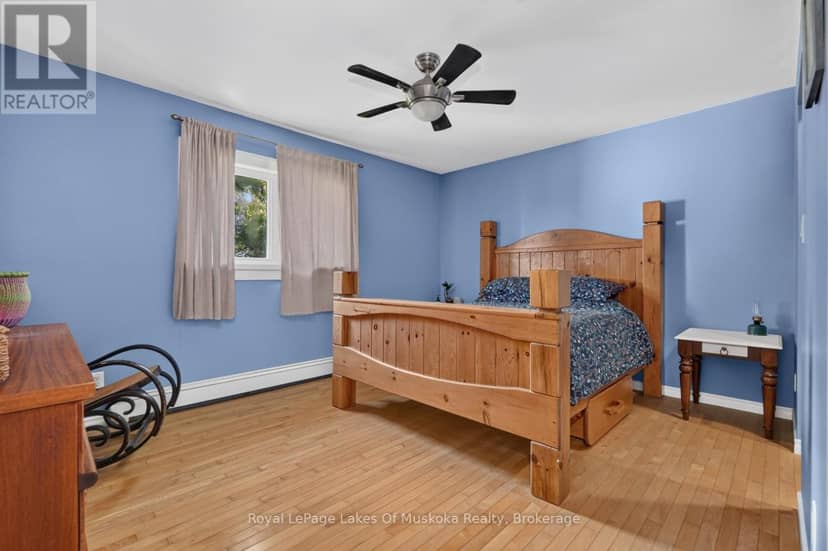 140 Simpson Street — photo 14 of 35