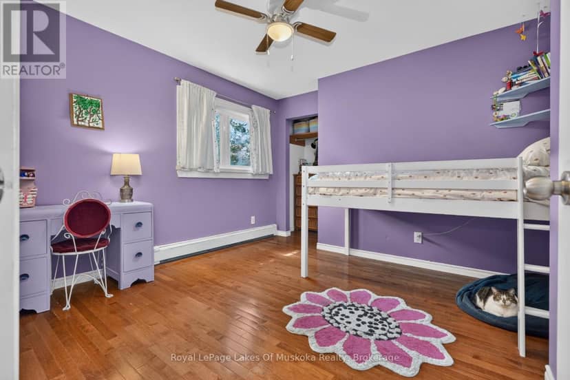 140 Simpson Street — photo 15 of 35