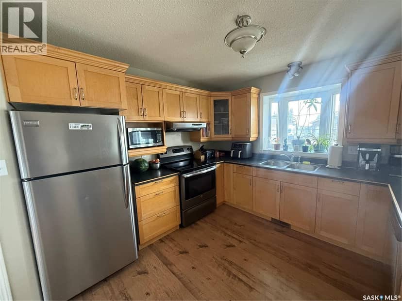 6 Shaw PLACE — photo 3 of 38