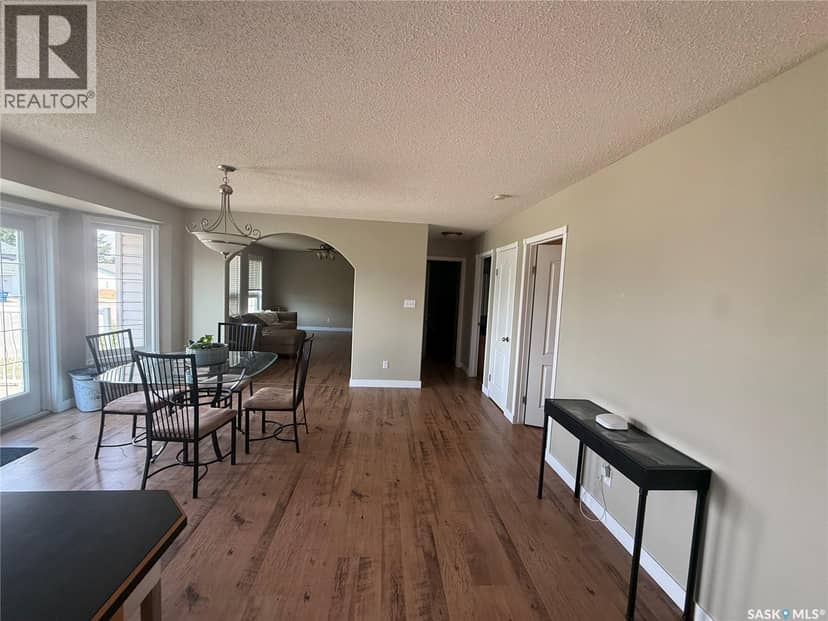 6 Shaw PLACE — photo 9 of 38