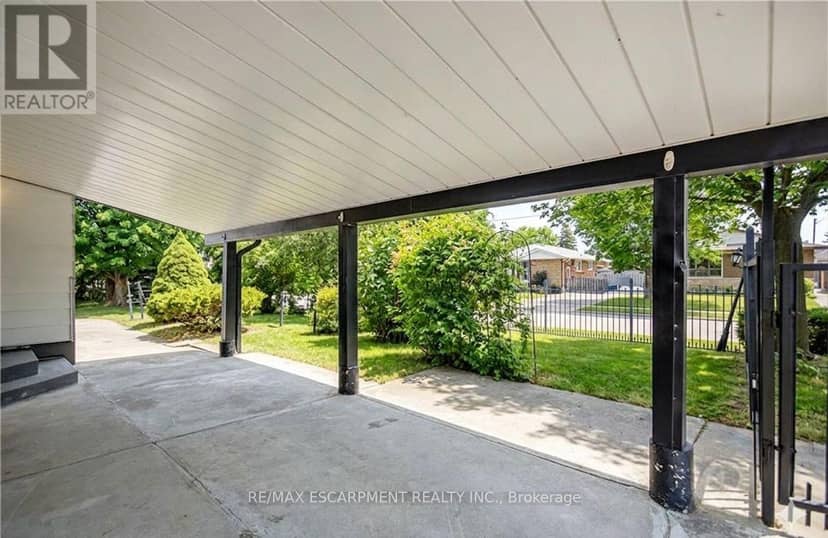 85 Ranchdale Drive — photo 5 of 37