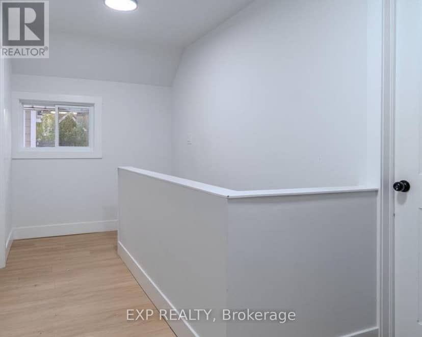 523 Caron Avenue — photo 13 of 14