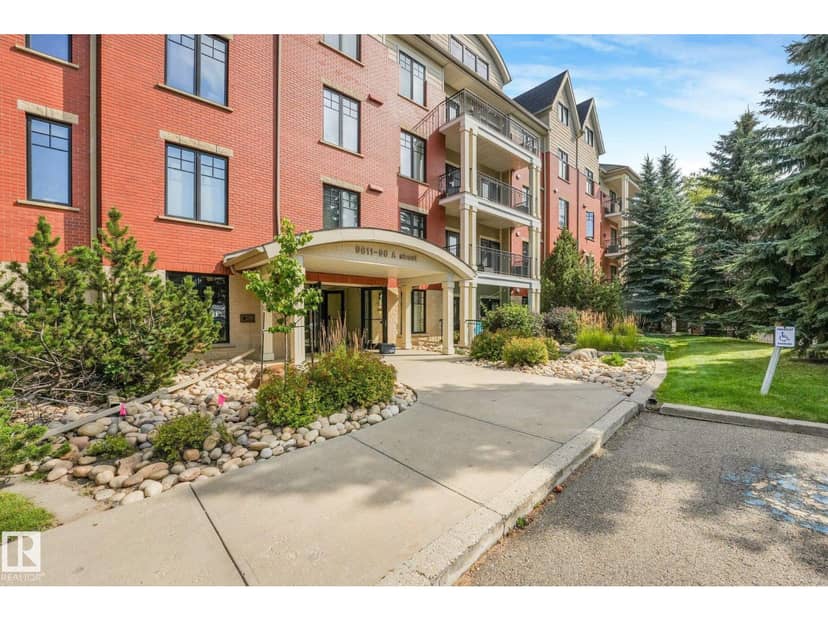 #302 9811 96A ST NW, Edmonton, photo 2
